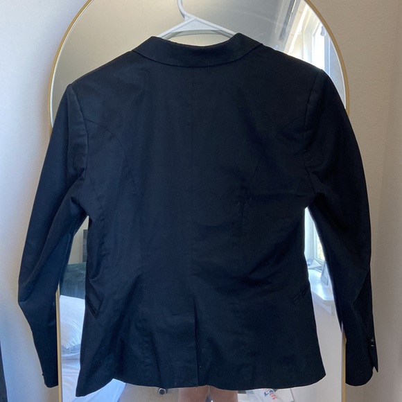 Black H&M blazer - Picture 2 of 5